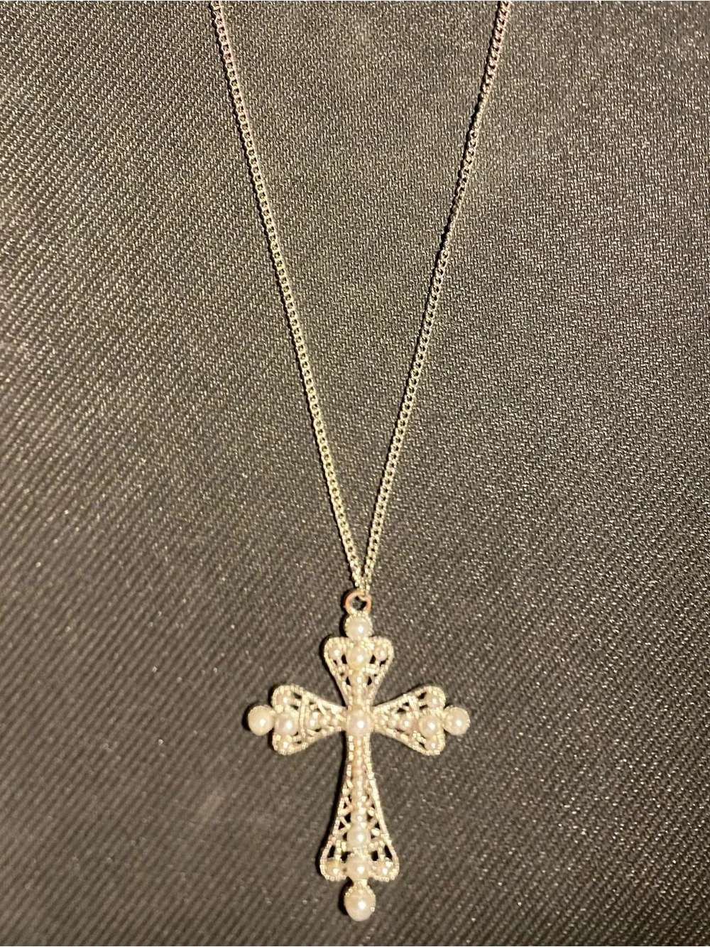 Silver Pearl Cross Chain